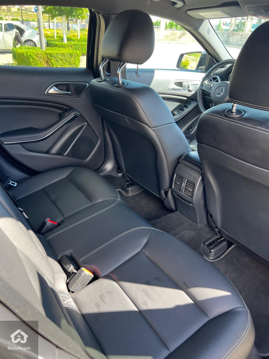 Mercedes Benz GLA 250 - image 8