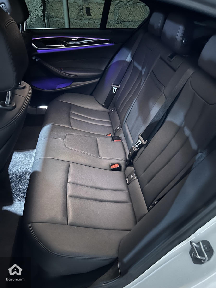 BMW G30 530E - image 11