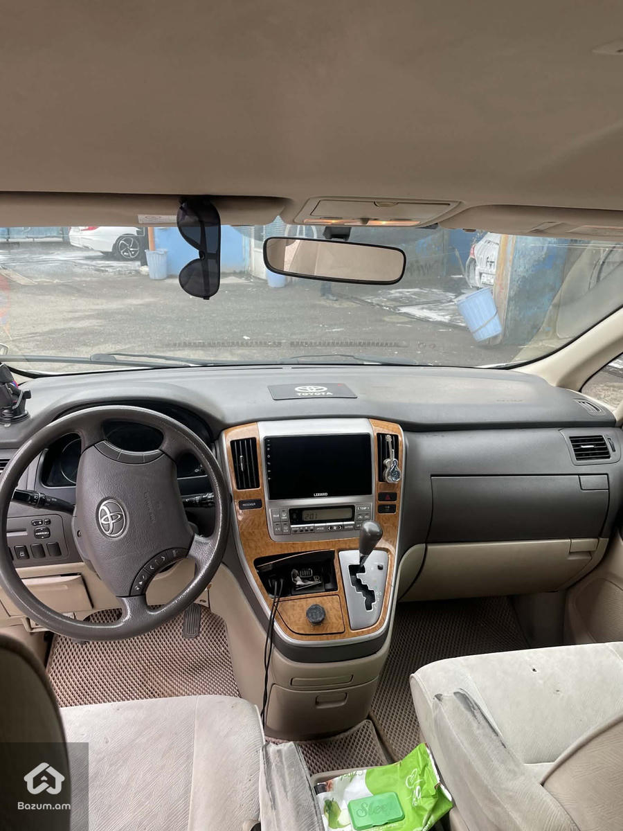 Toyota - image 11