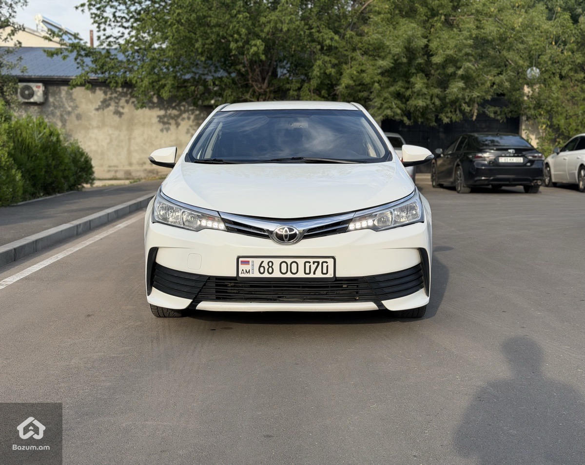 Toyota corolla - image 3