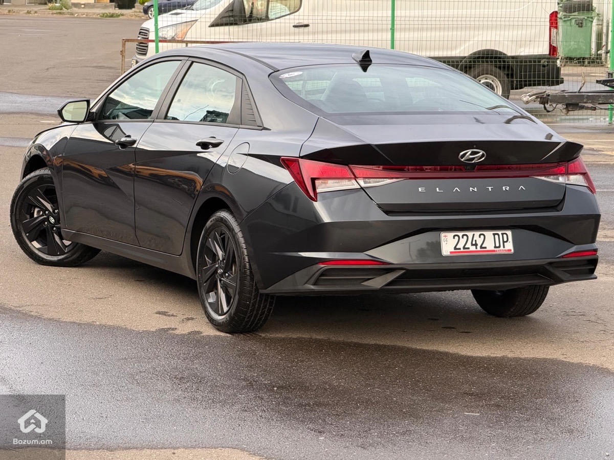 Hyundai - image 7