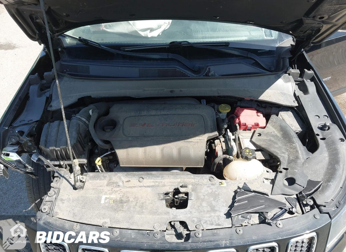 Jeep Compass Limited - image 7