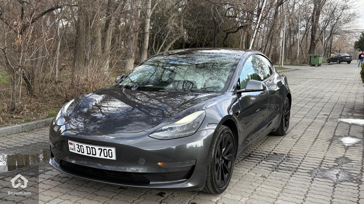 Tesla Model 3 Sr+ - image 2