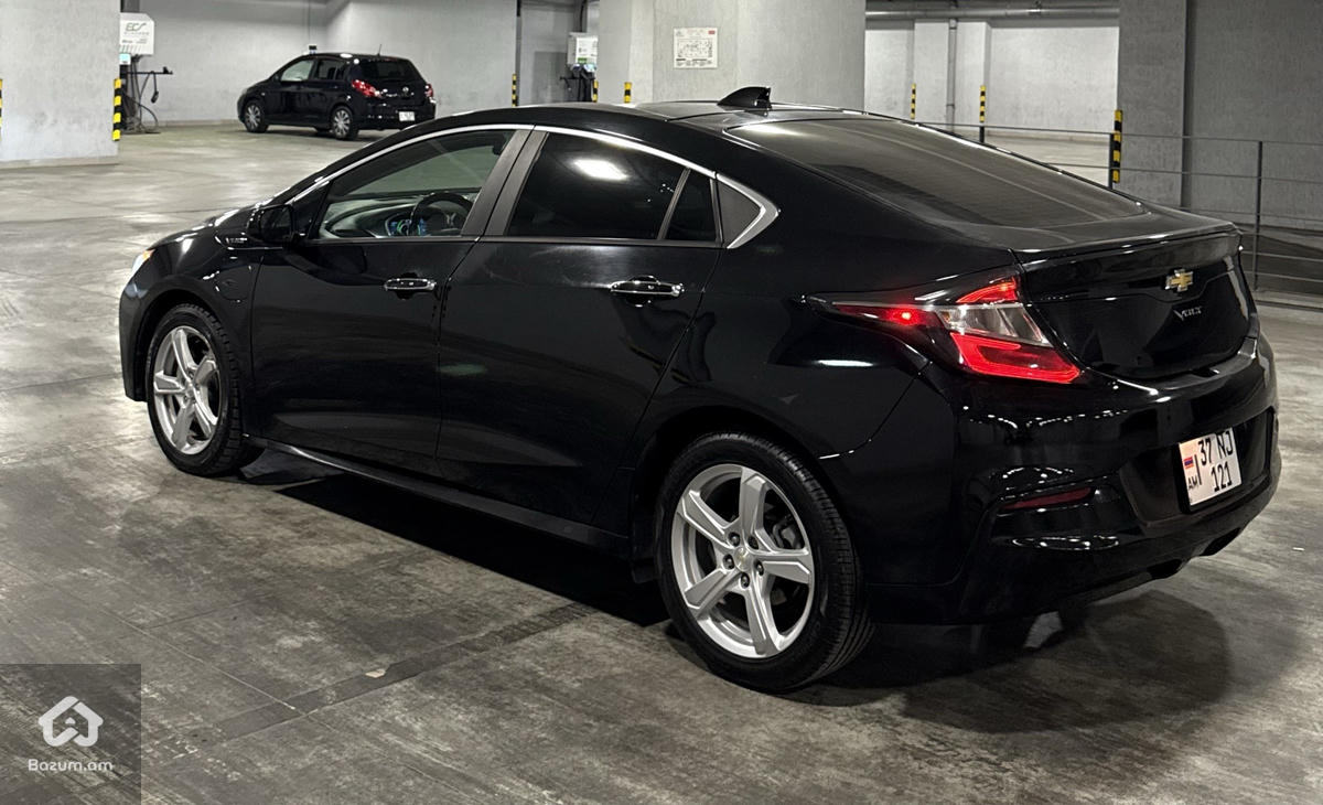 Chevrolet Volt 2 - image 3