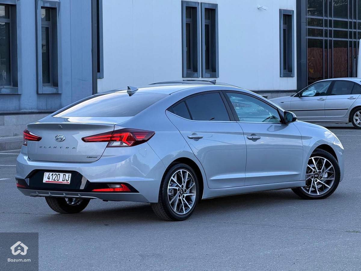 Hyundai  - image 9