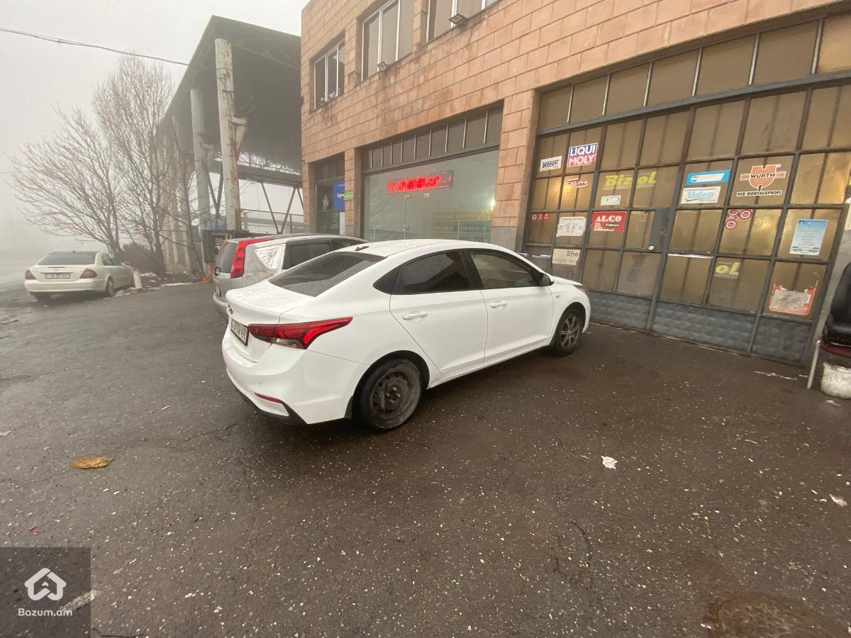 Hyundai Solaris 2018 - image 4