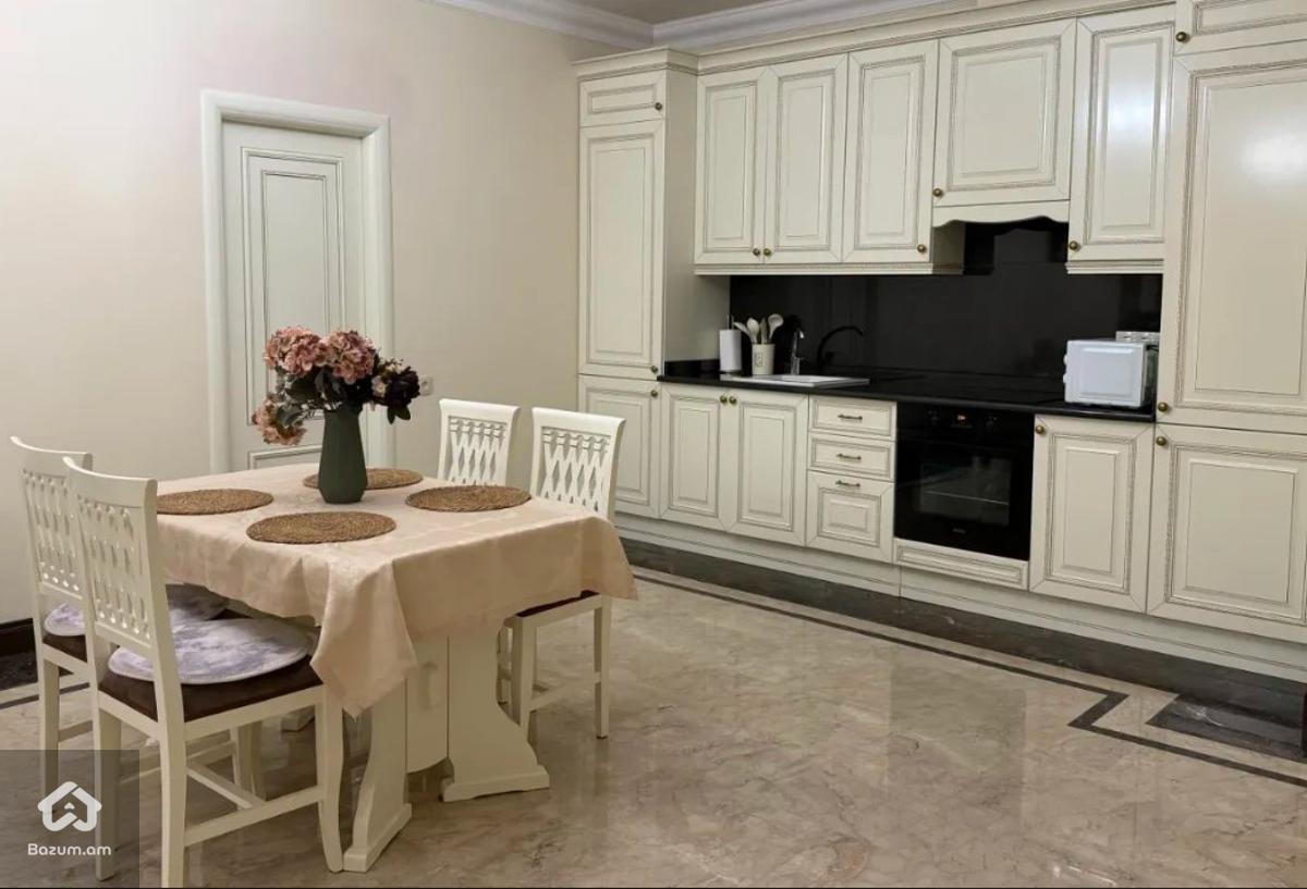 2 սենյականոց բնակարան կենտրոնում, - image 9