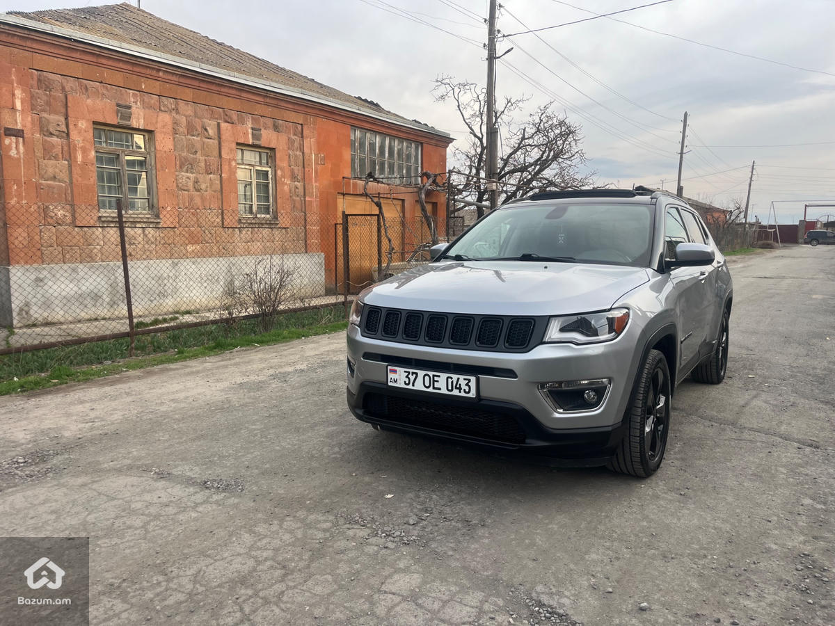 Jeep  COMPASS - image 3