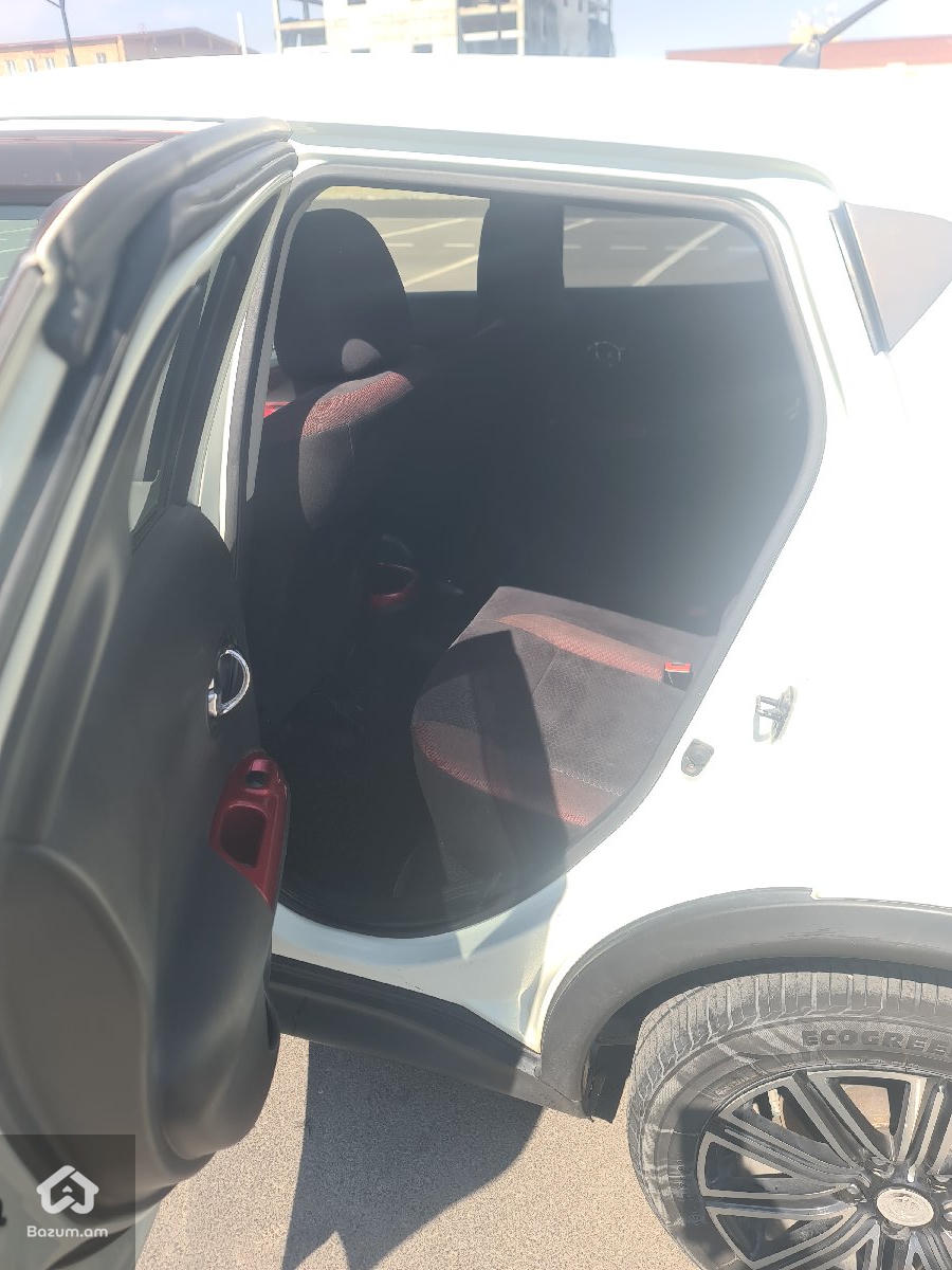 nissan - image 8