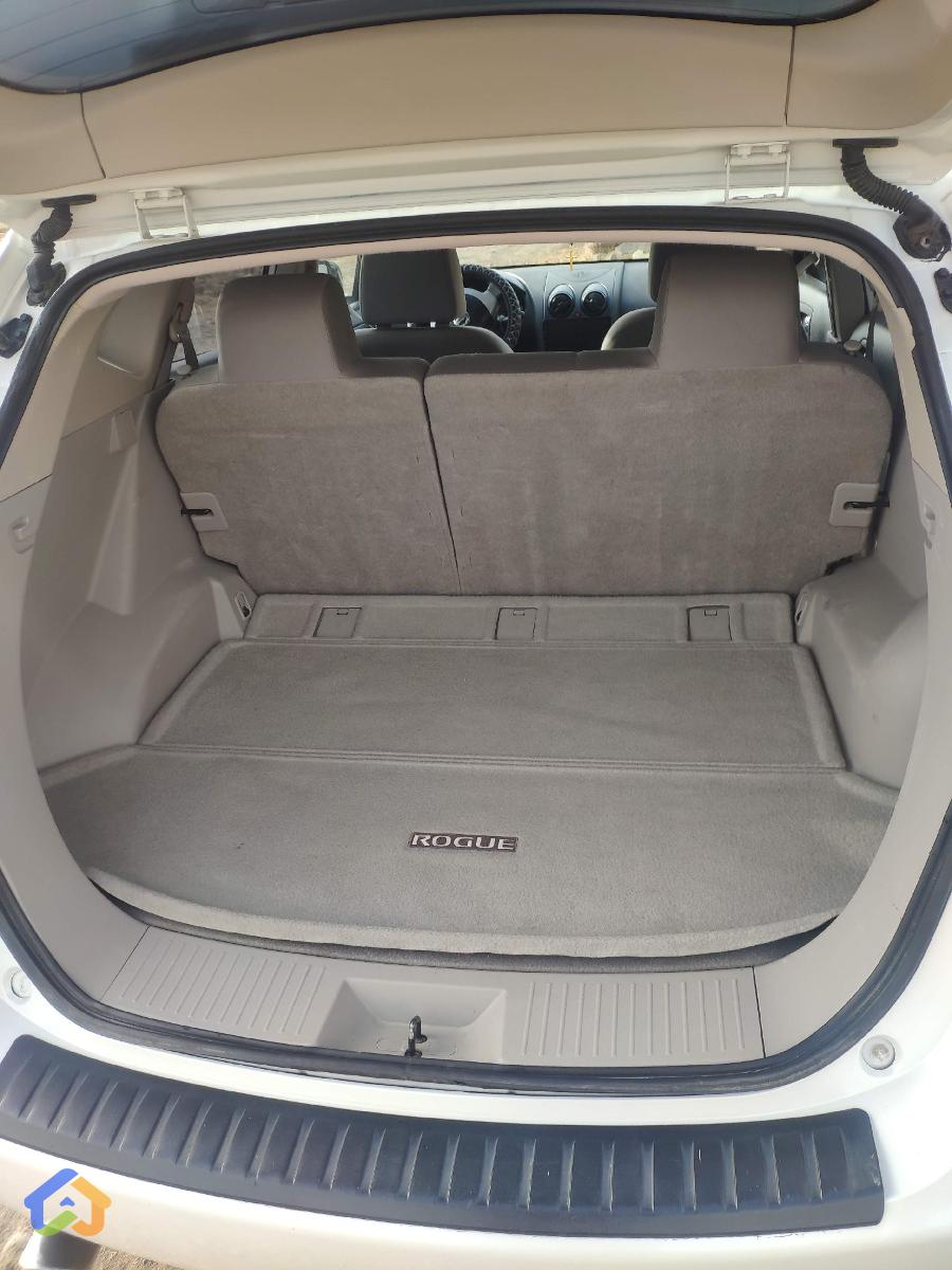 Nissan Rogue - image 13