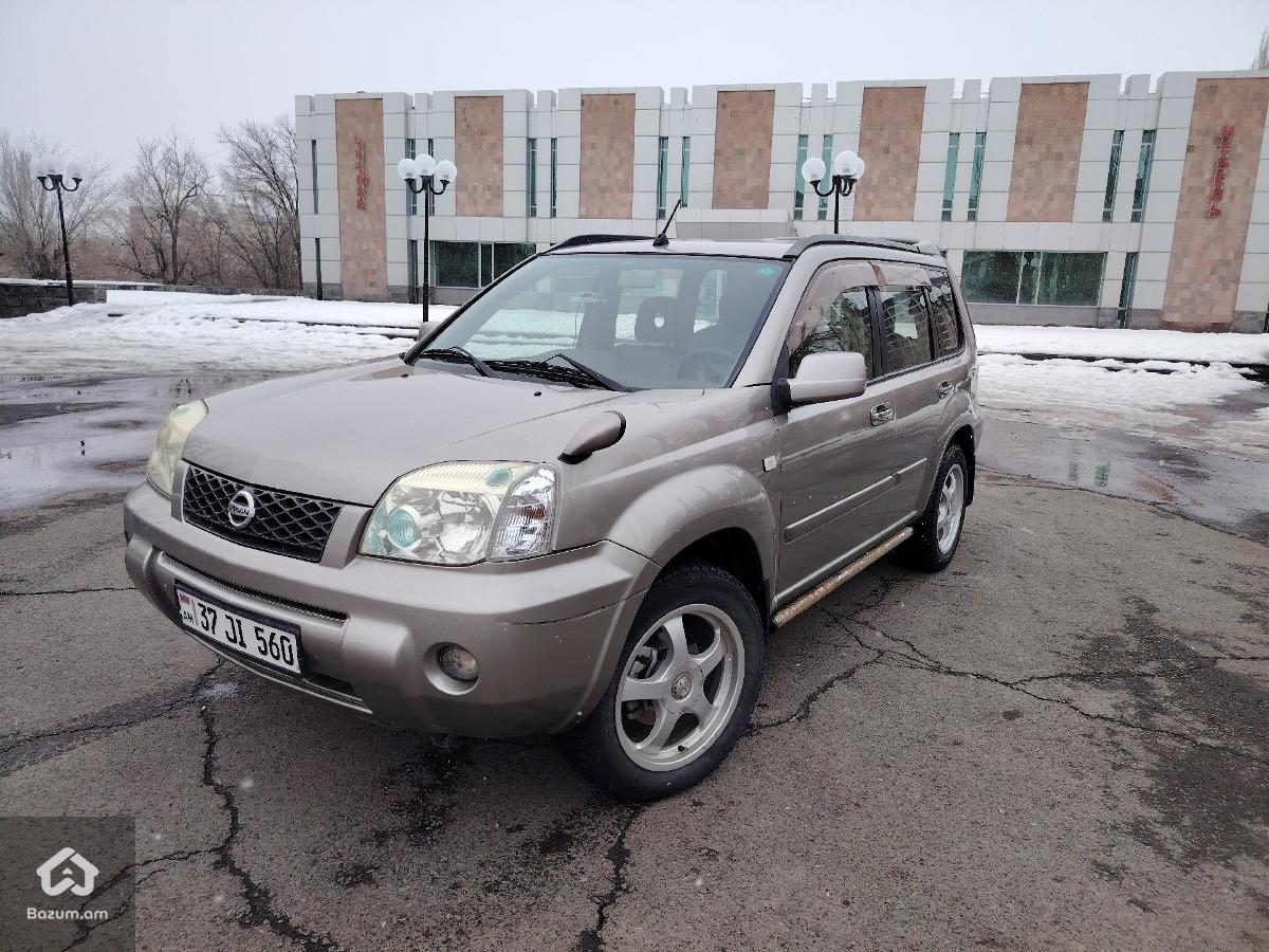 2007 Nissan Xtrail - image 1