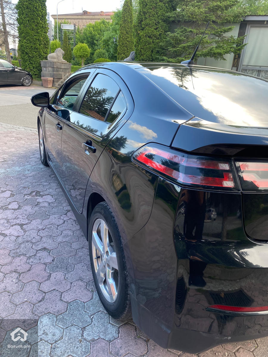 Chevrolet Volt 1 - image 5