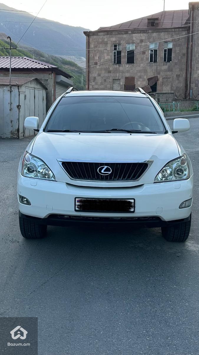 Lexus RX350 - image 3