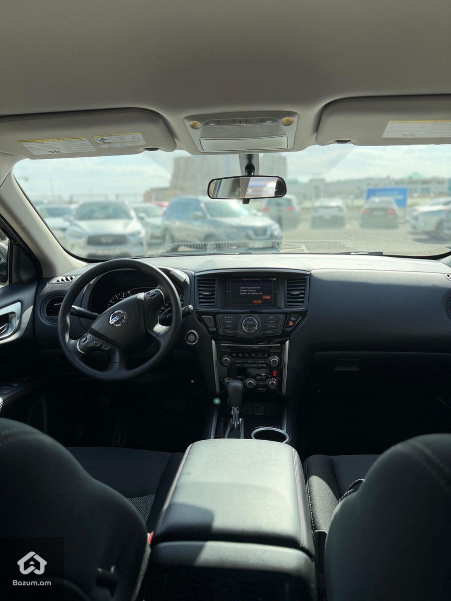 Nissan Pathfinder  - image 4