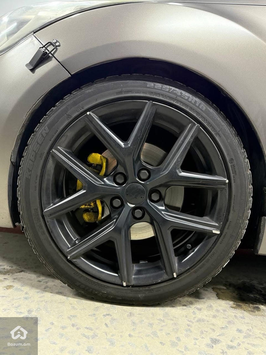 HYUNDAI VELOSTER - image 8