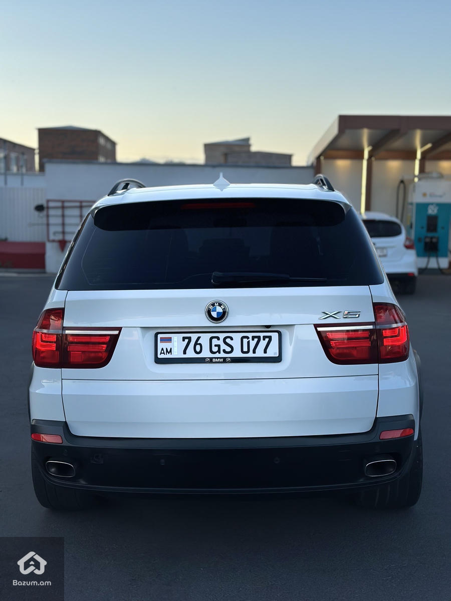 BamW X5 E70 - image 19