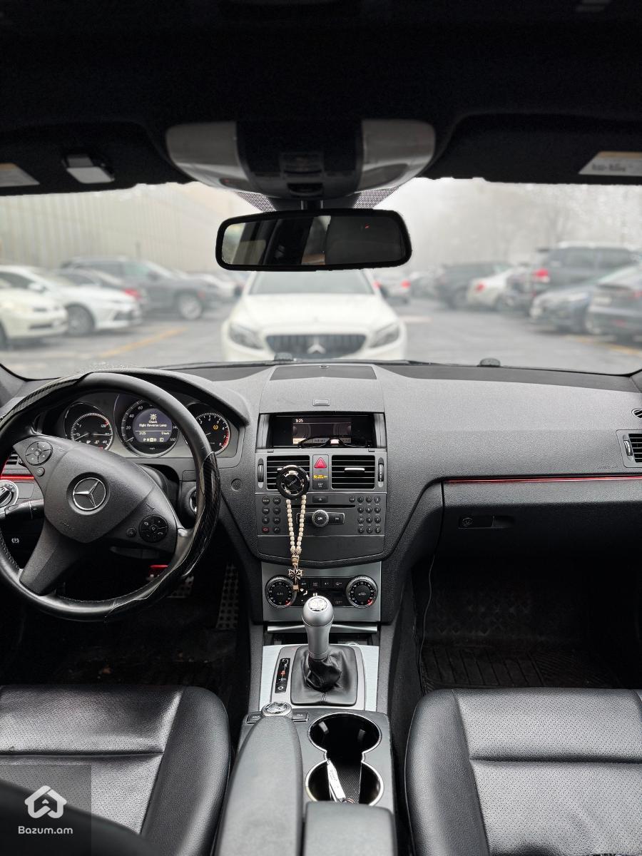 mercedes benz c300 w204 - image 12