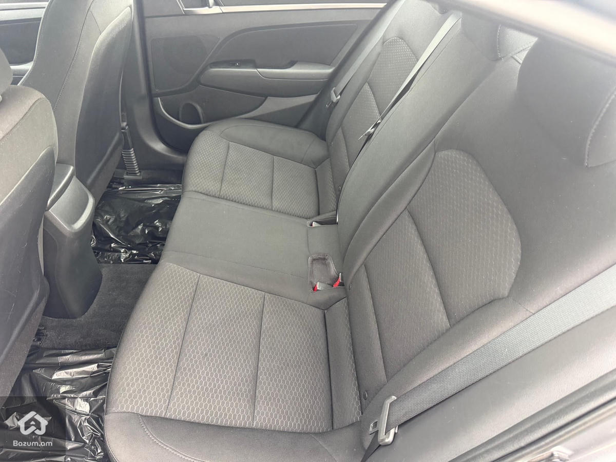 Hyundai - image 28