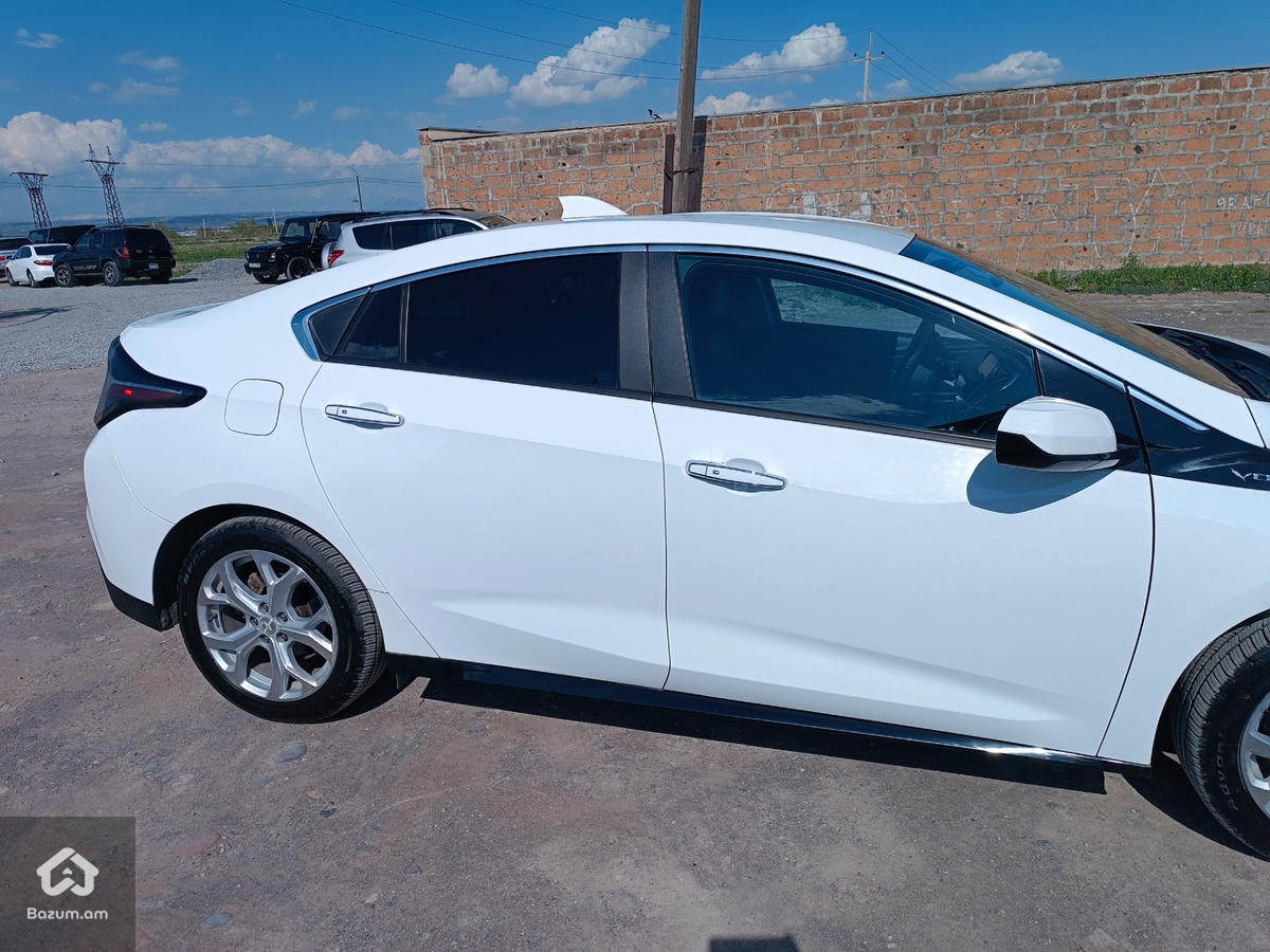Chevrolet Volt 2 Premier .2017/2016 - image 13