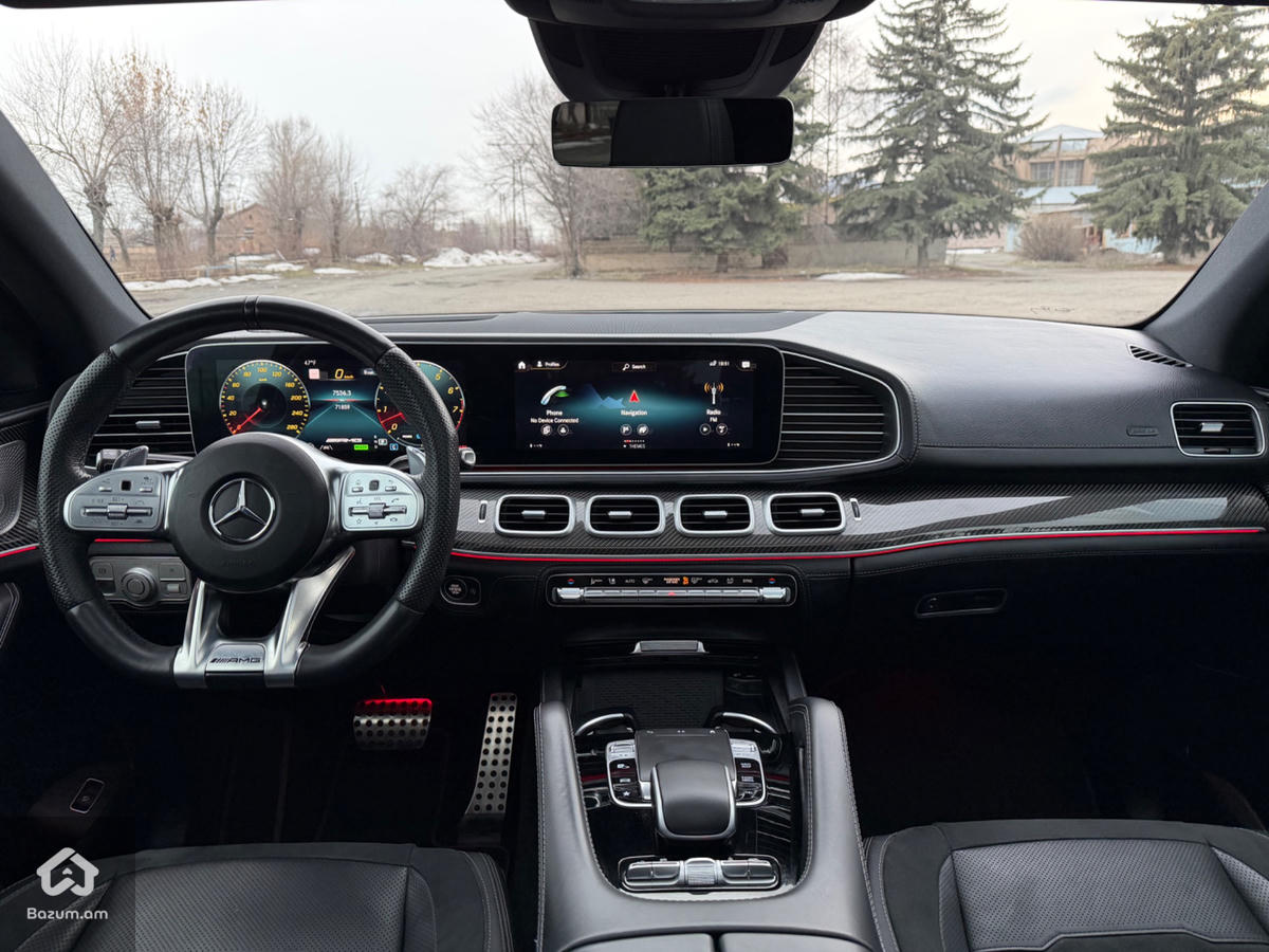 MERCEDES BENZ GLE COUPE AMG CARBON EDITION - image 24