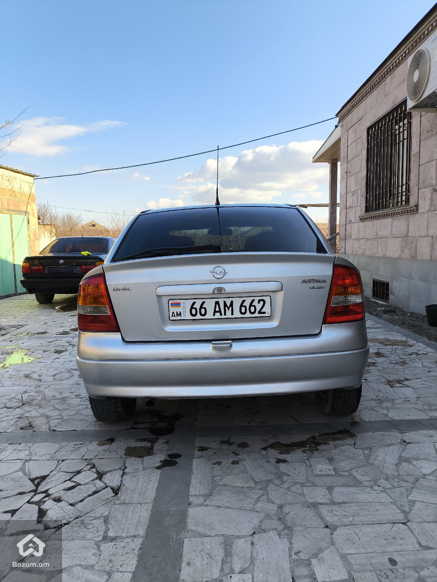 opel astra - image 6