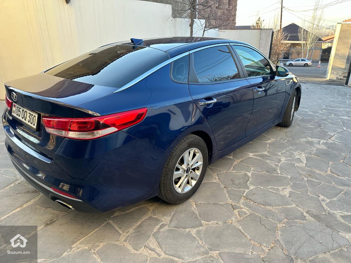 Kia Optima - image 6