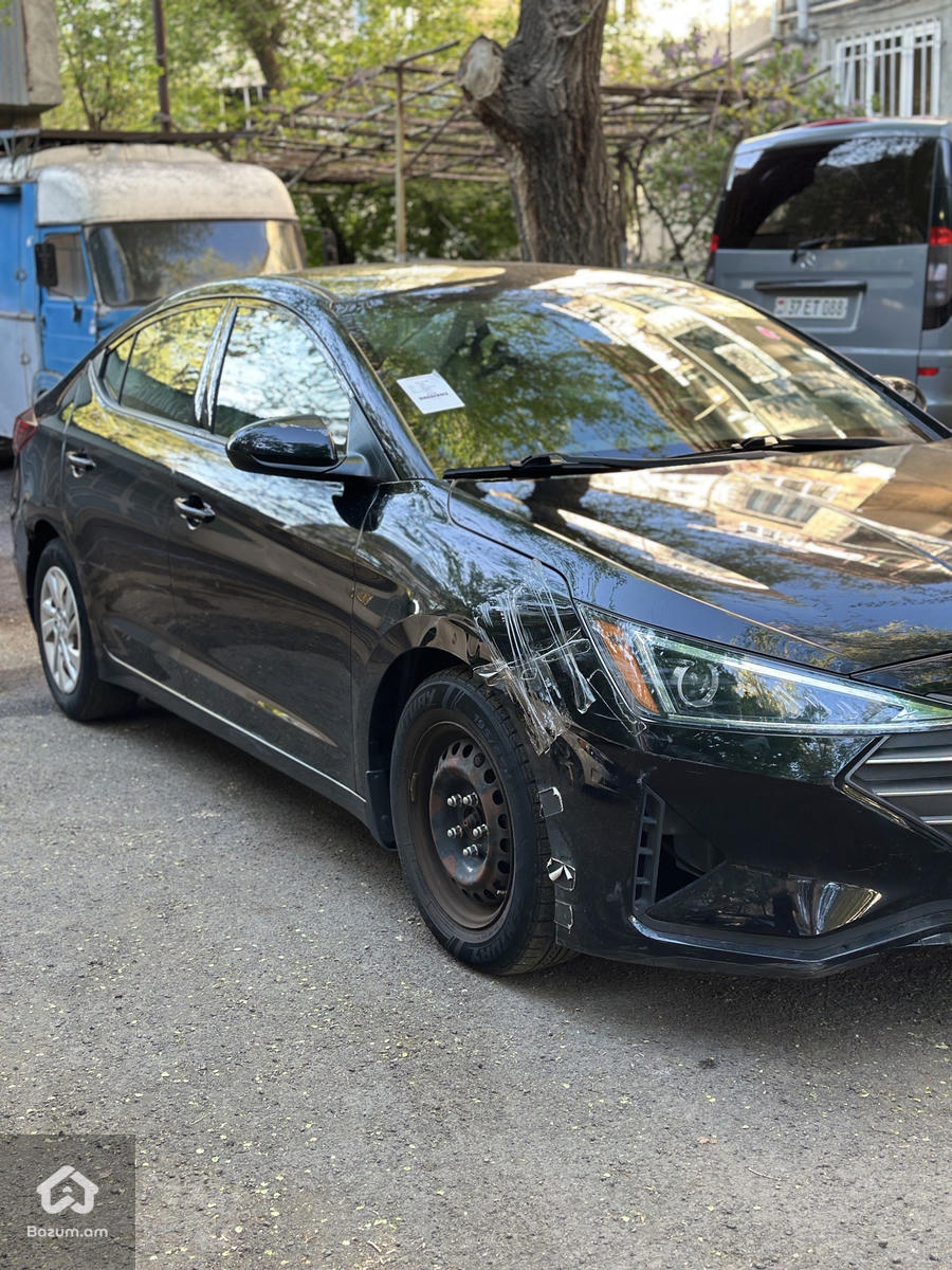 Hyundai Elantra 2020 - image 6