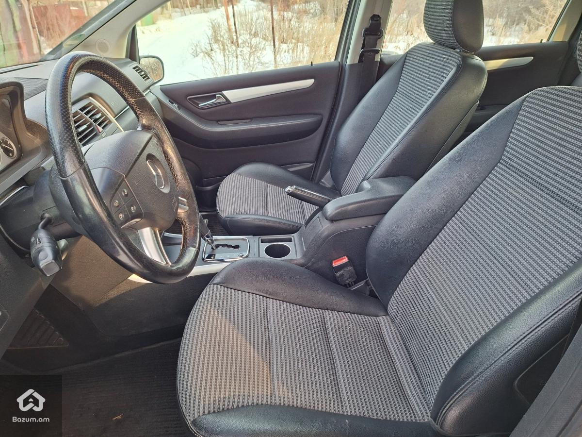 W245 b150  - image 6