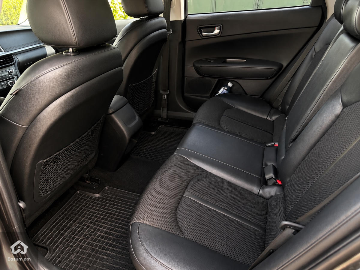 Kia Optima 2019  - image 6