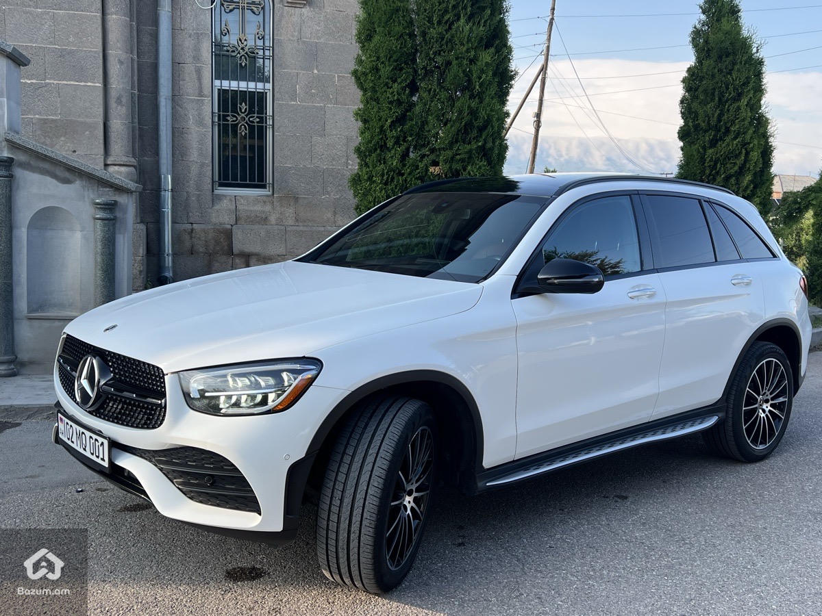 Mercedes GLC 300 - image 5
