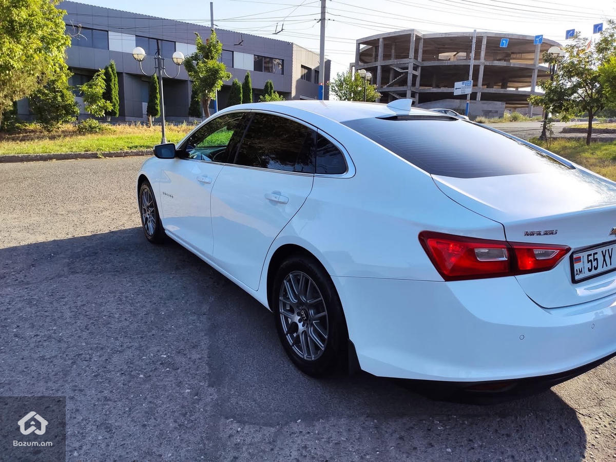 CHEVROLET MALIBU HYBRID  - image 16