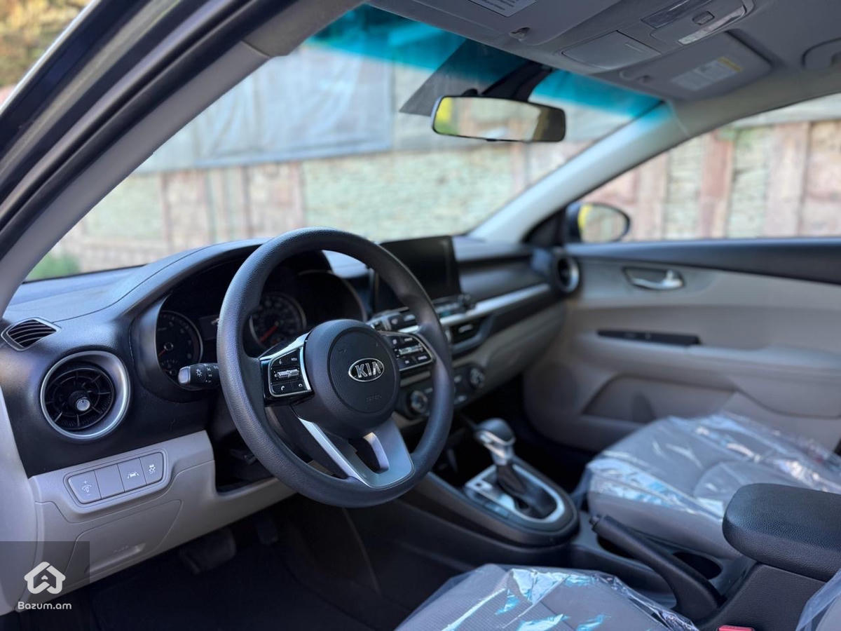 kia forte - image 21