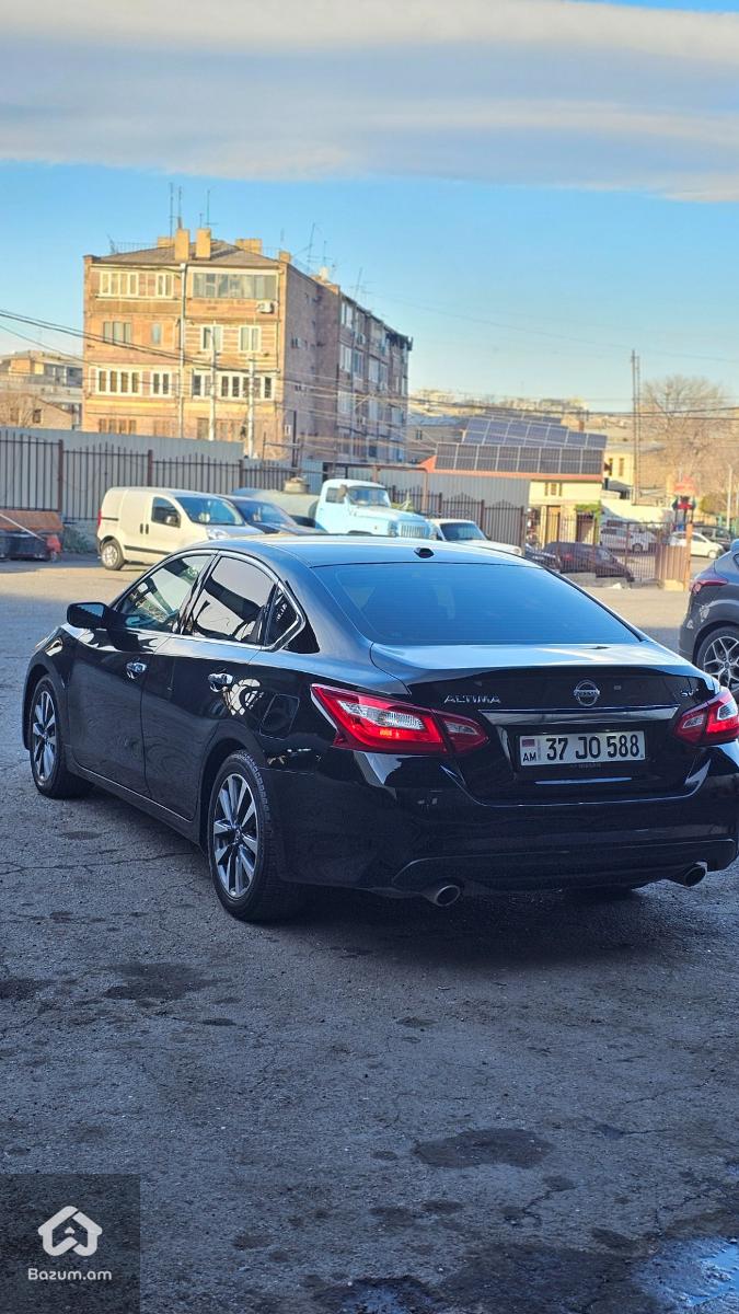 Nissan Altima 2017  - image 6