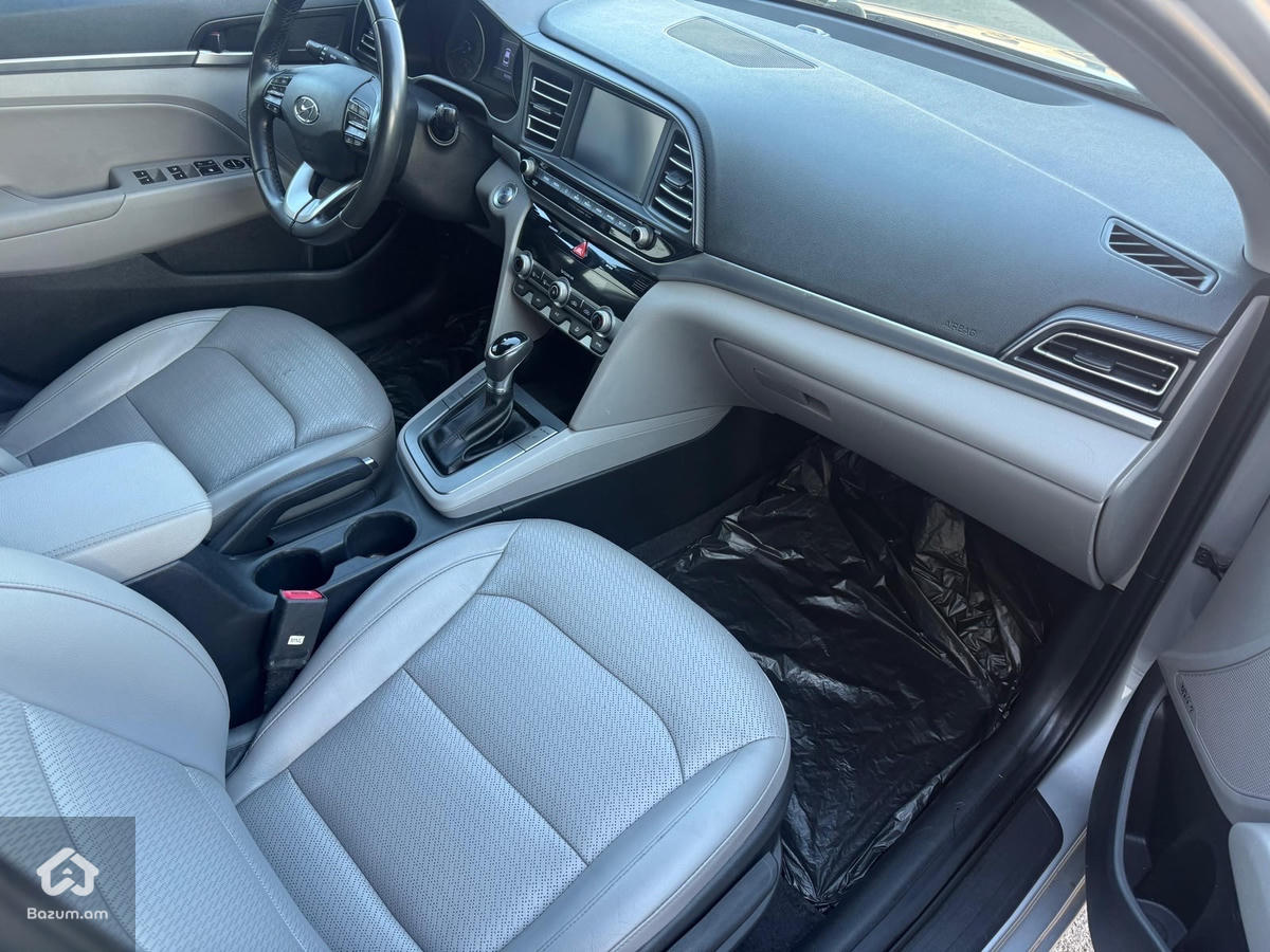 Hyundai  - image 25