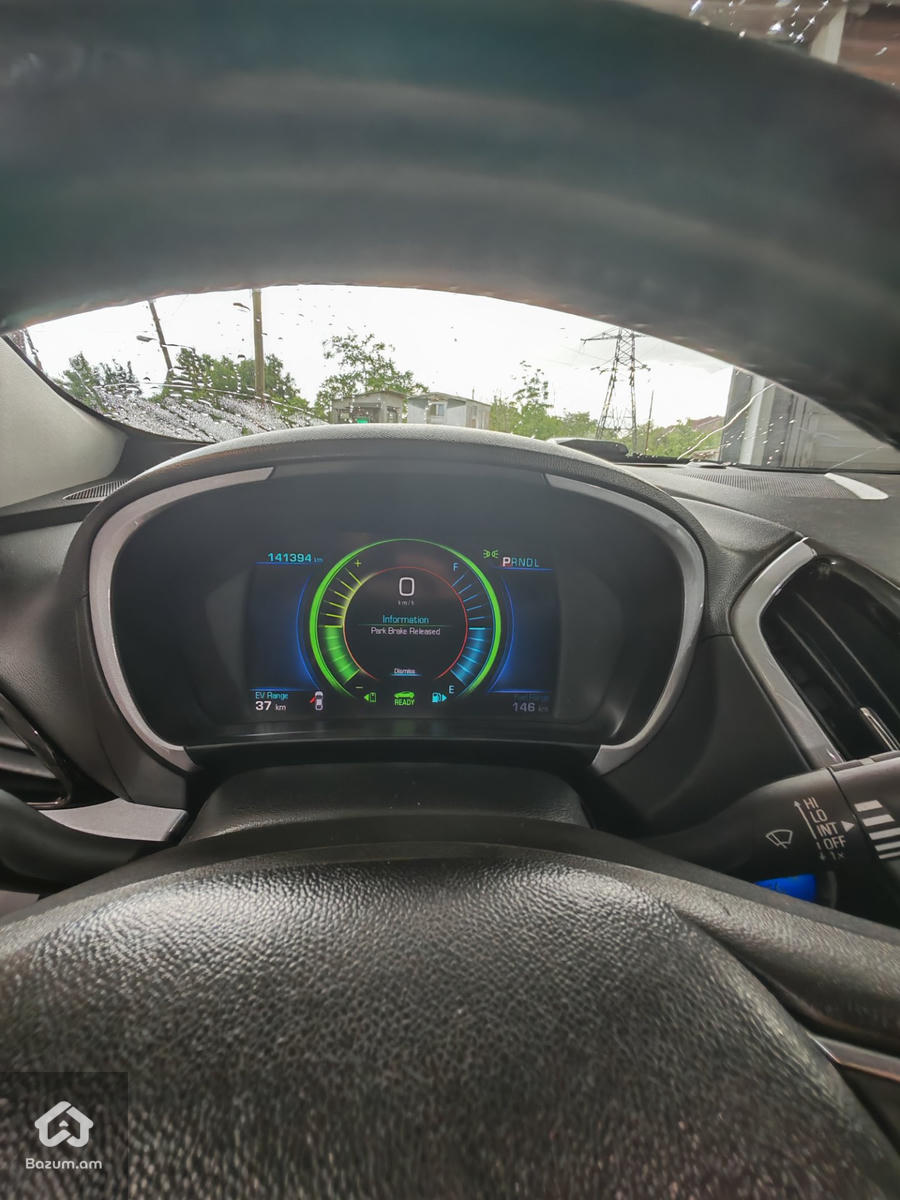 Chevrolet Volt 2 LT - image 8