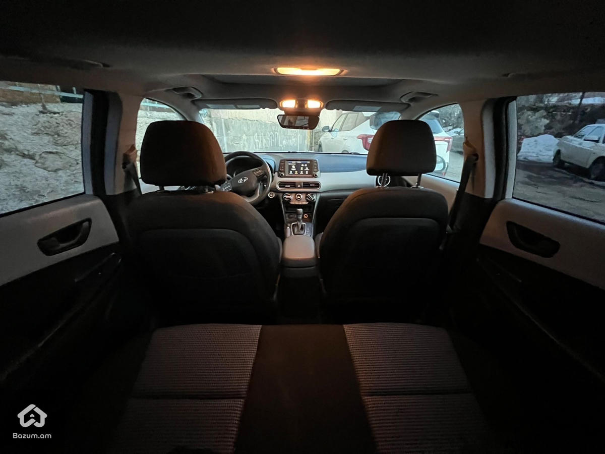 Hyundai Kona - image 9