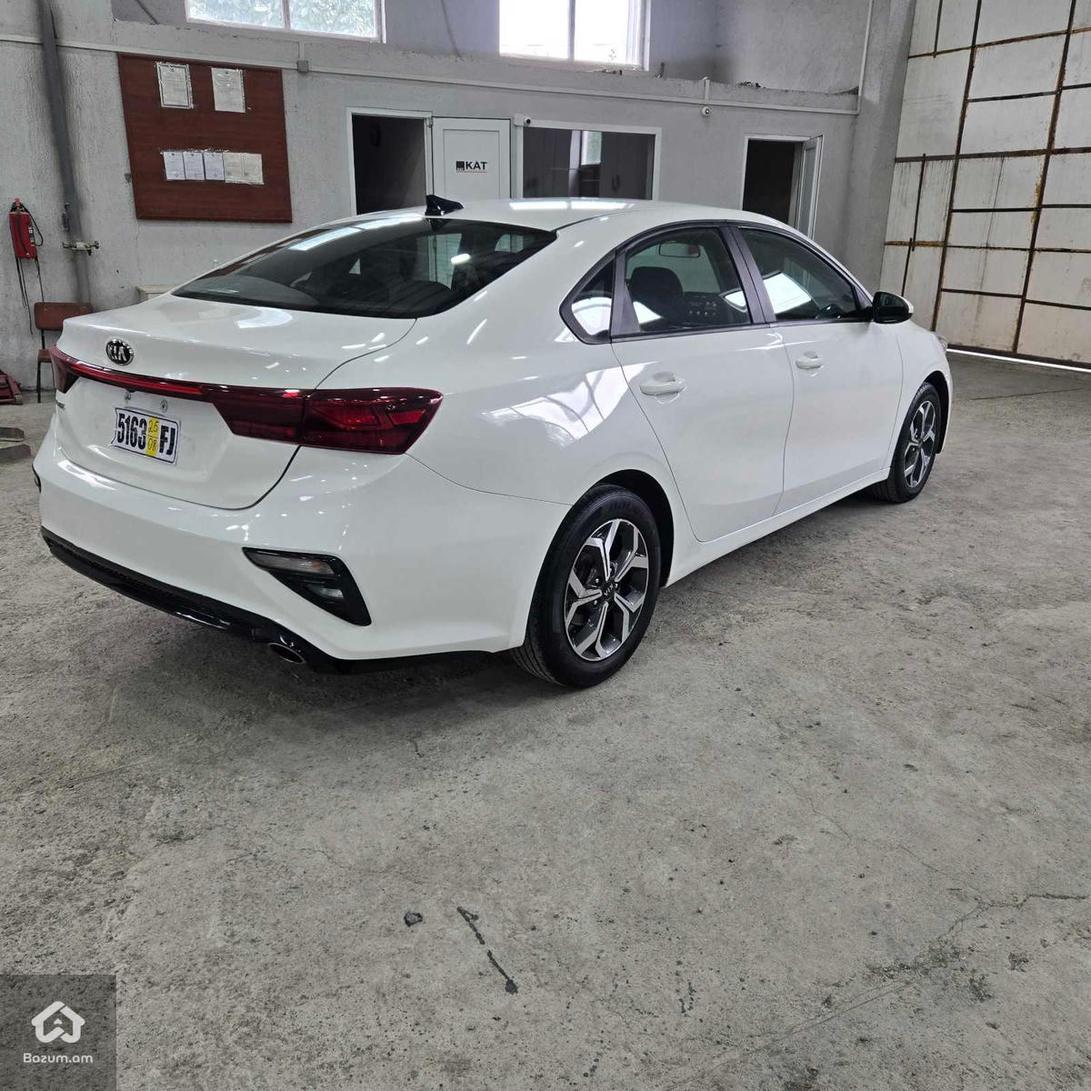 Kia Forte 2020 - image 8
