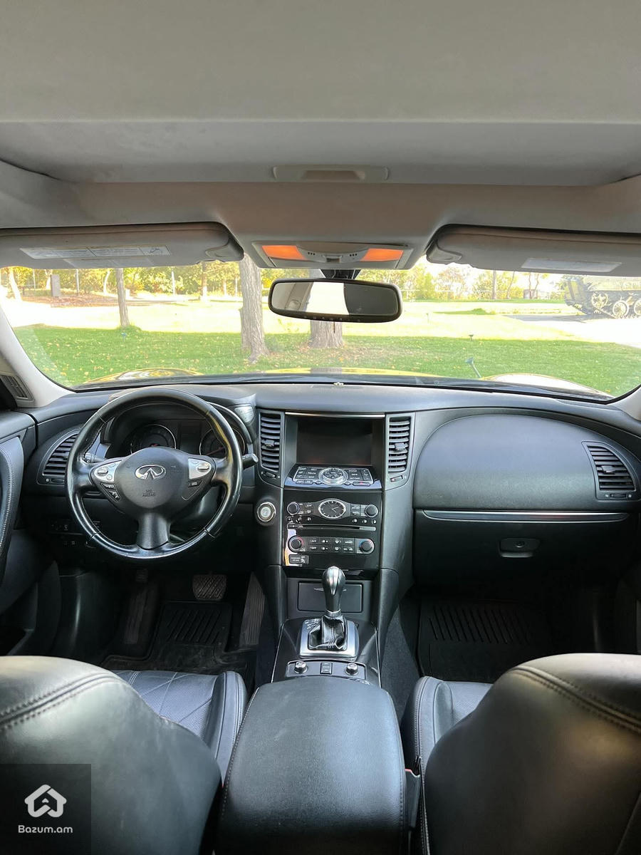Infiniti - image 2