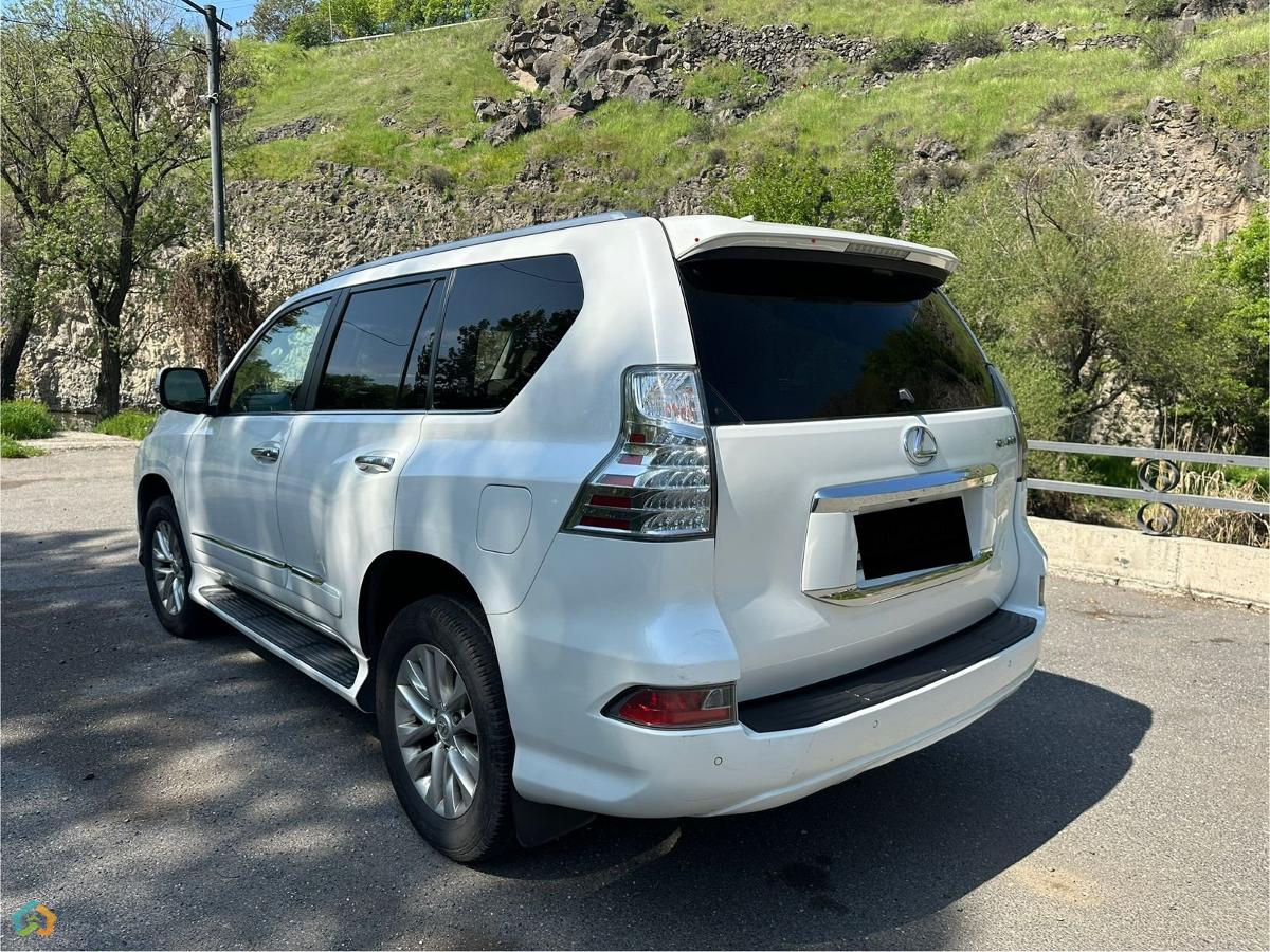Lexus GX460 2016 - image 11