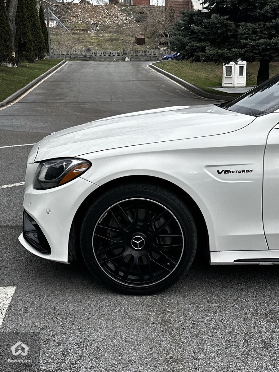 Mercedes W205 - image 7