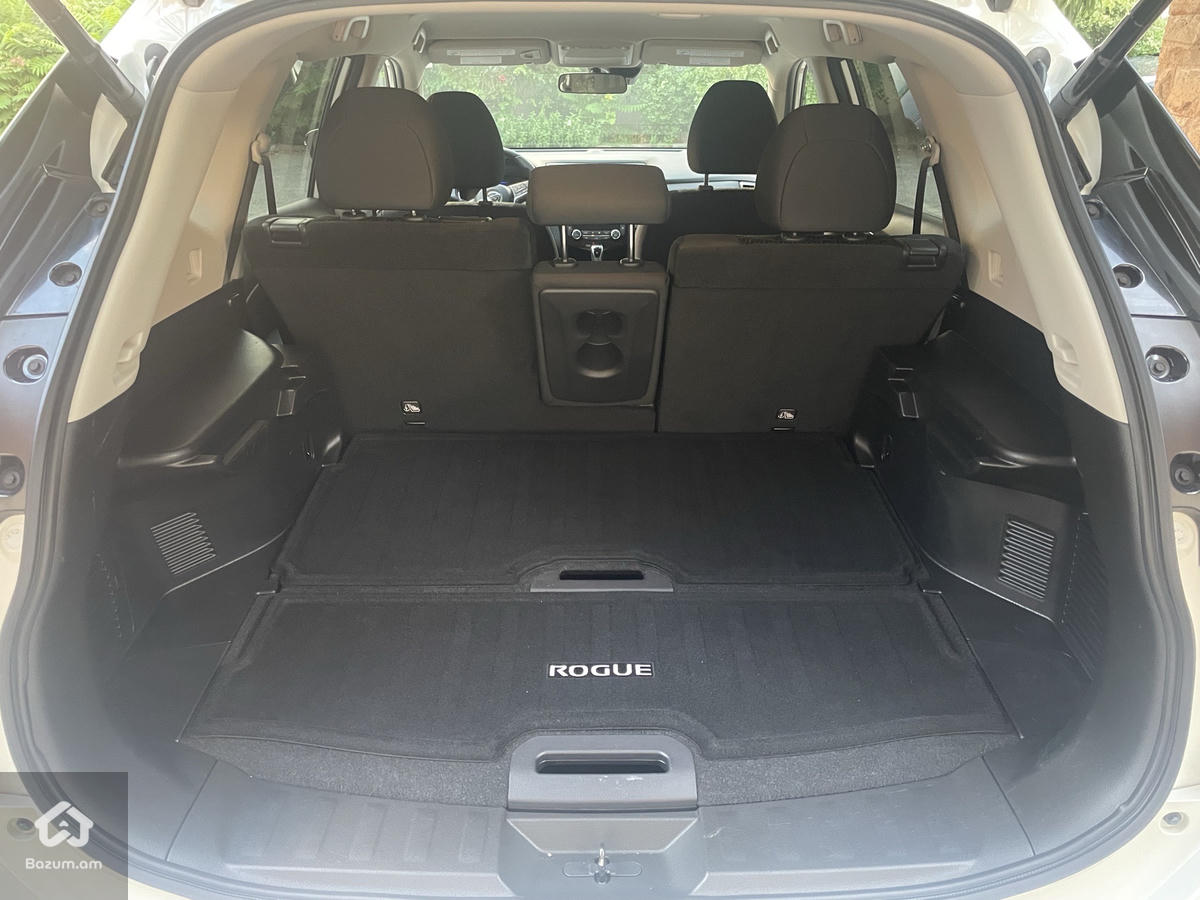 NISSAN ROGUE SV - image 7