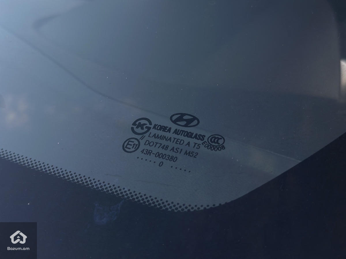 Hyundai iX35 2011 - image 18