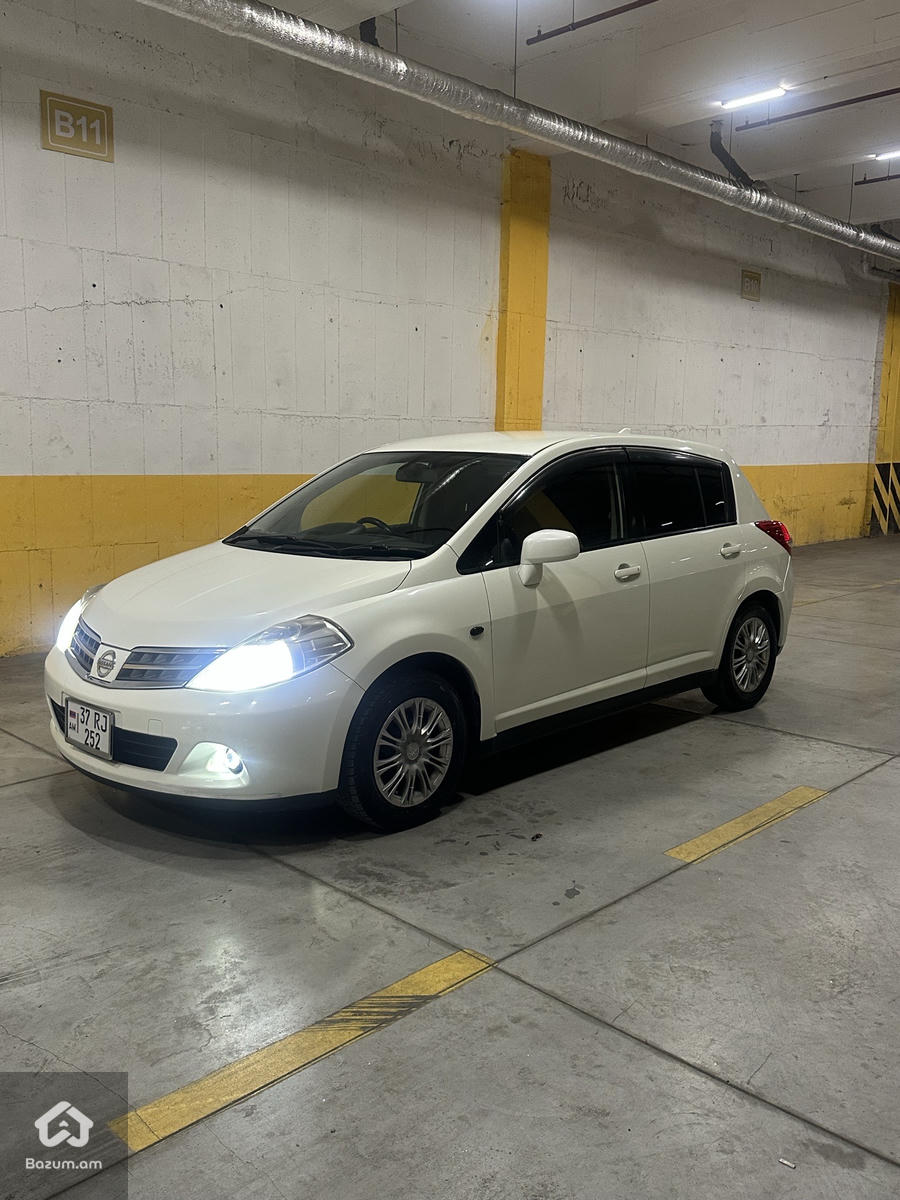 Nissan Tiida 2009-8 - image 2