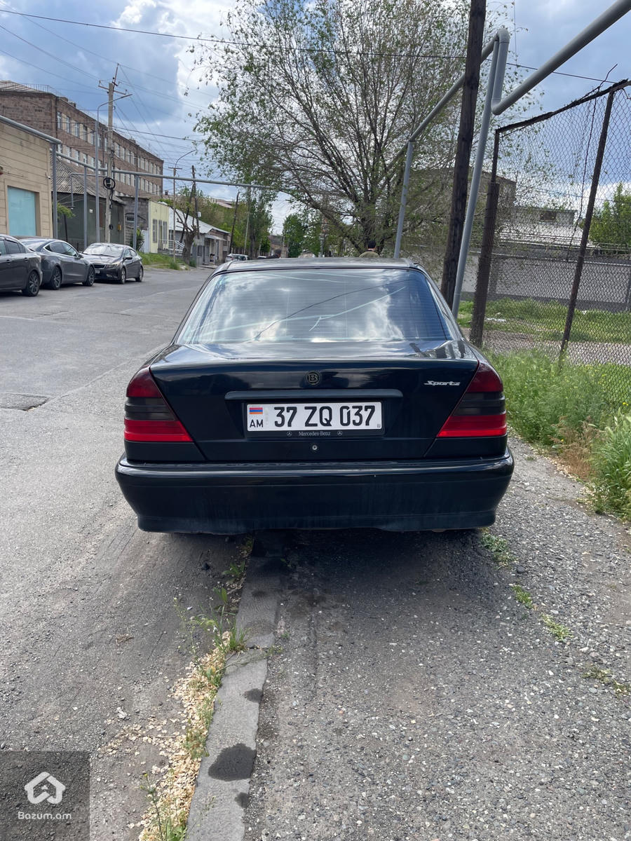 mercedes c180 - image 2