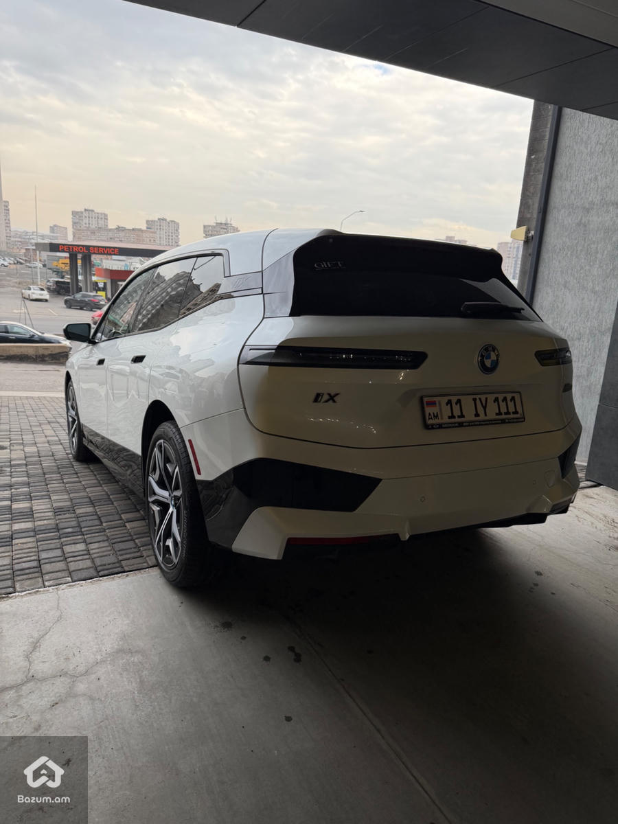 BMW IX M60 - image 6