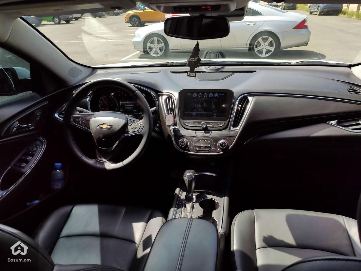CHEVROLET MALIBU HYBRID  - image 8