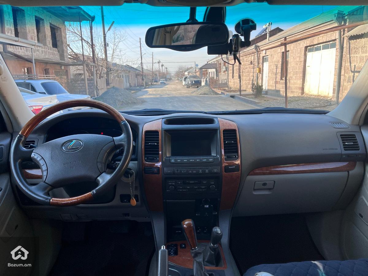 Lexus GX 470 - image 8