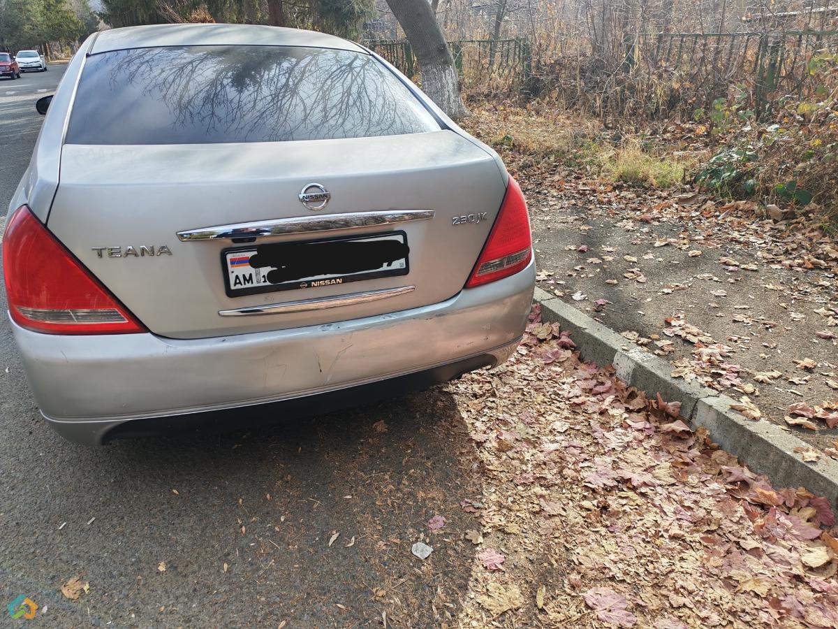 Nissan teana  - image 4