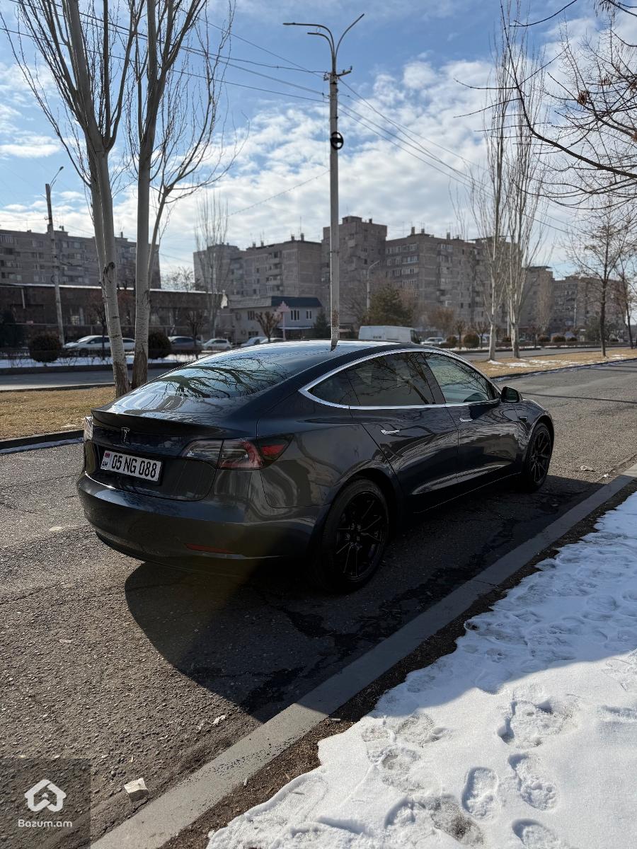 Tesla Model 3 Long Range  - image 6