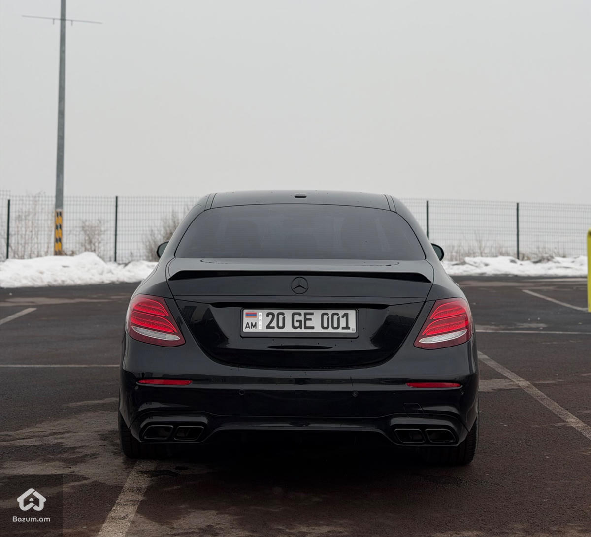 Mercedes Benz E350 - image 6